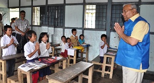 The Governor of Arunachal Pradesh Shri P.B. Acharya visit to Government Middle School, Puchigeko, Upper Subansiri District on 29th June 2017. 